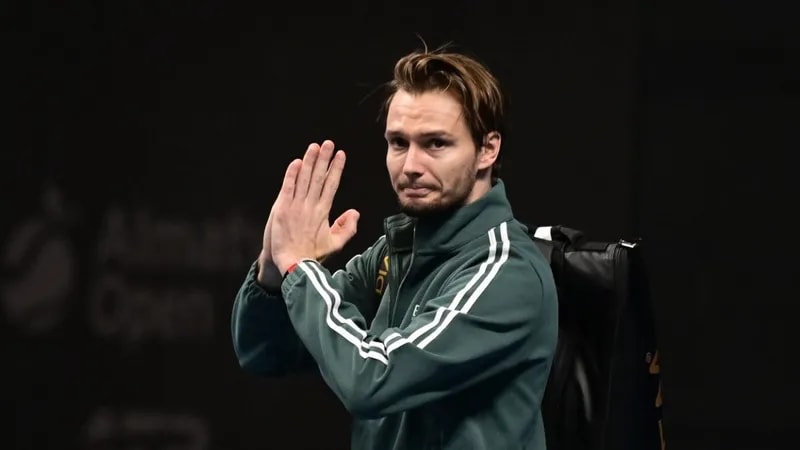 Бублик не смог устроить шоу и отдал Медведеву путевку в финал ATP 250