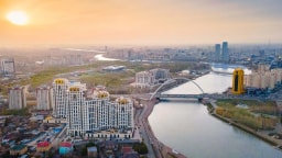 Есіл өзенінің орталық жағалауы