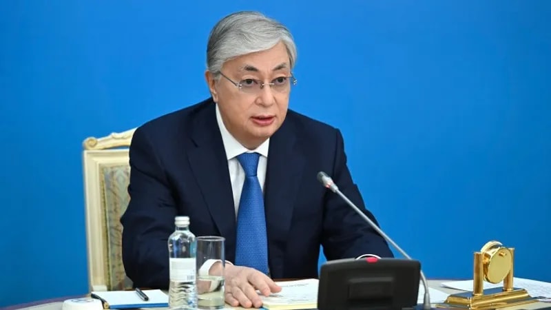 Поворотным моментом в истории назвал Токаев новую Конституцию