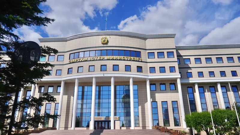 Казахстанка числится пропавшей после разрушительного наводнения на границе Непала и Китая